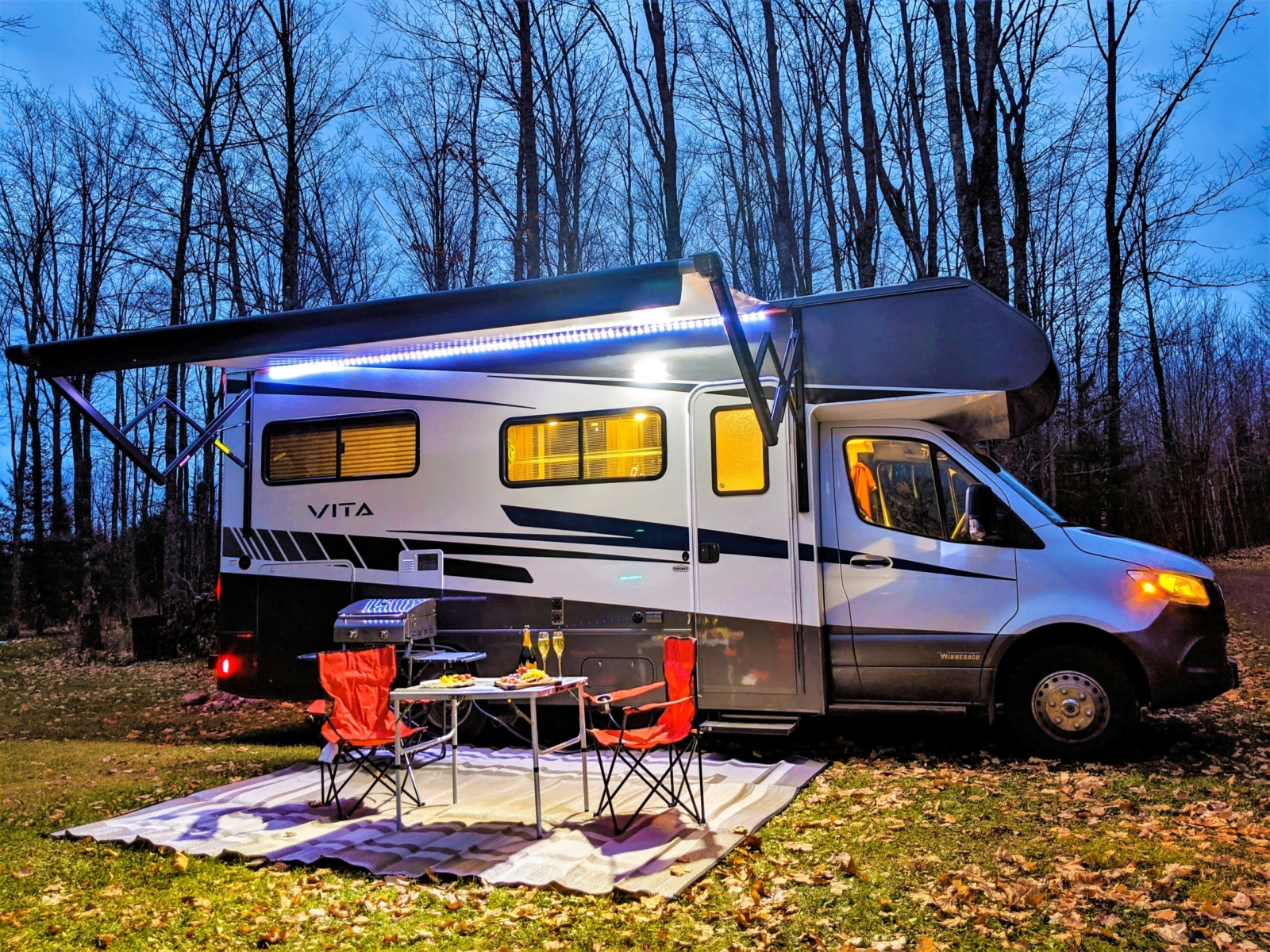 Mobile Internet for RV Travelers: Stay Connected on the Road